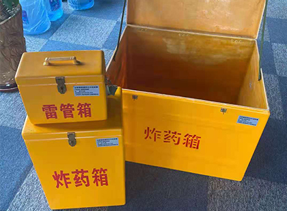 黄流镇玻璃雷管箱生产标准全解析：安全、性能与合规的基石